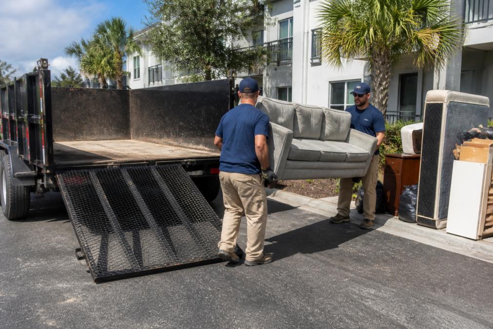 Junk Removal for Tampa Property Managers: 2026 Guide